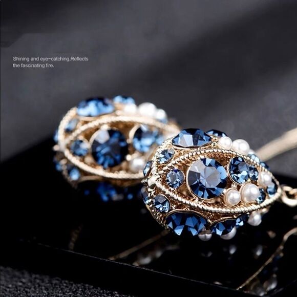 Vintage pearl and crystal drop-shaped tassel earrings - Picture 8 of 13